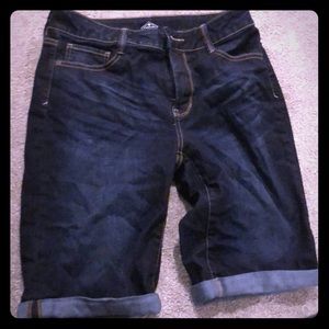 St. John’s bay Bermuda shorts